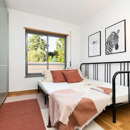 Cosy 4 Bedroom Duplex In Belem *