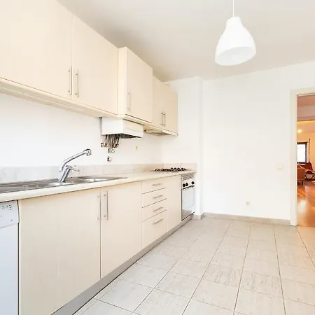 Cosy 4 Bedroom Duplex In Belem Apartament *