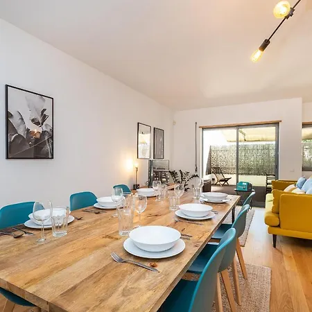 Cosy 4 Bedroom Duplex In Belem * Lizbona