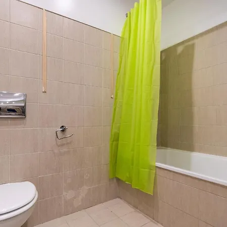 Cosy 4 Bedroom Duplex In Belem *