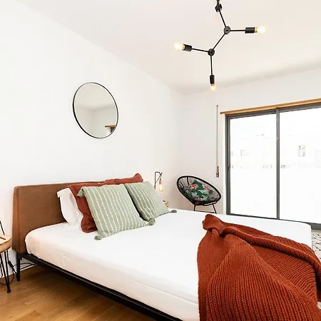 Cosy 4 Bedroom Duplex In Belem Lisbon