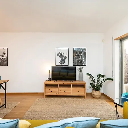 Cosy 4 Bedroom Duplex In Belem Apartment Lisbon